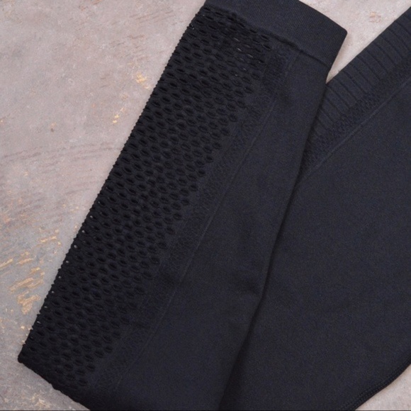 NWT Mono B Perforated & Ribbed Black Tights Leggings, Small - Style APH2682 - Picture 8 of 8